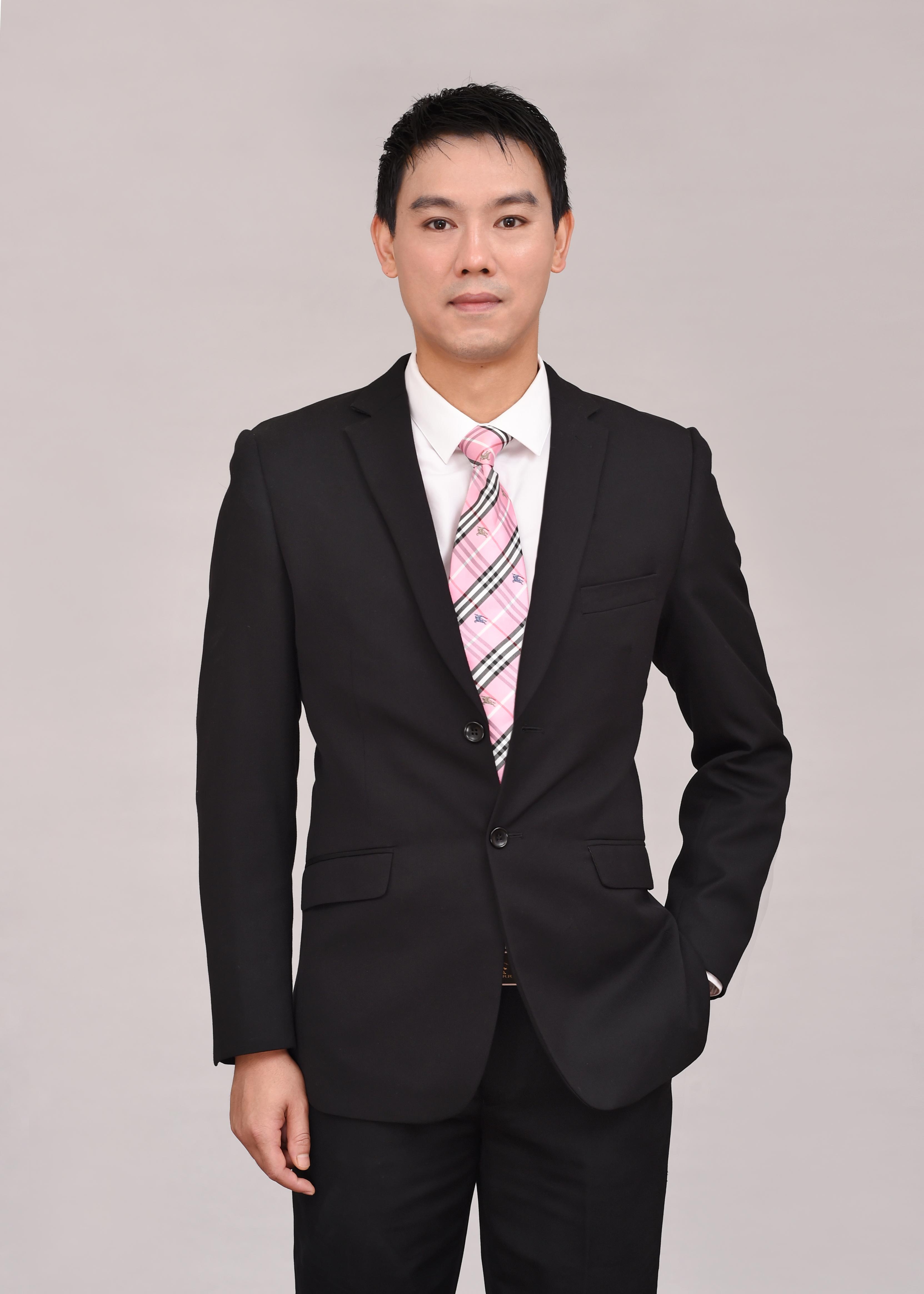 费进 创始人 & 执行董事